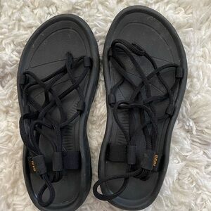 Teva black strap sandals 7